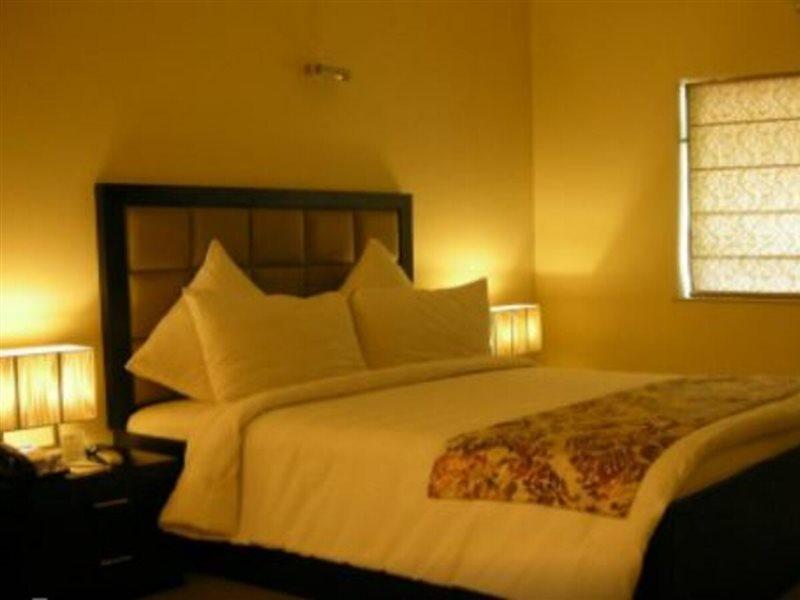 Casa De Bengaluru Hotel Buitenkant foto