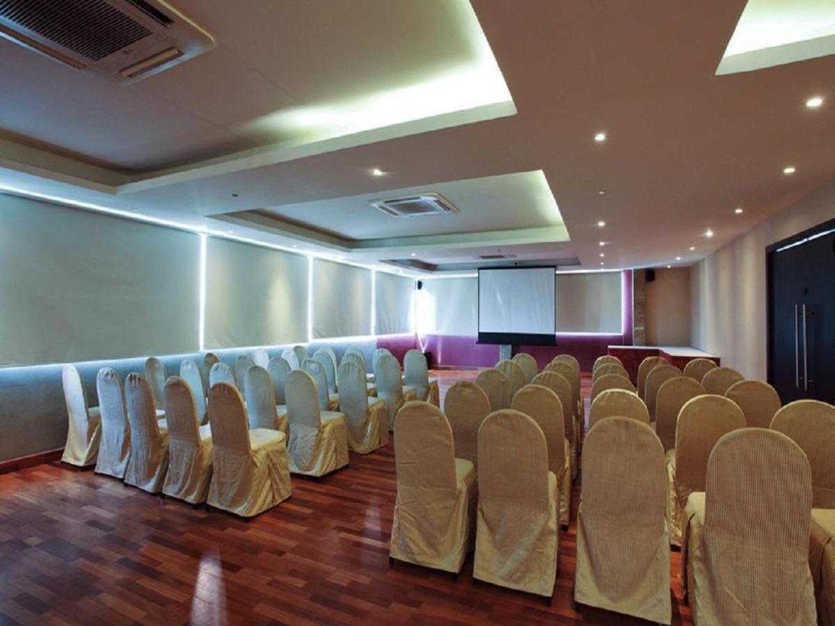Casa De Bengaluru Hotel Buitenkant foto